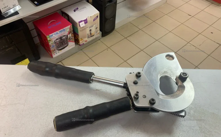 секторные ножницы HC-70 KBT