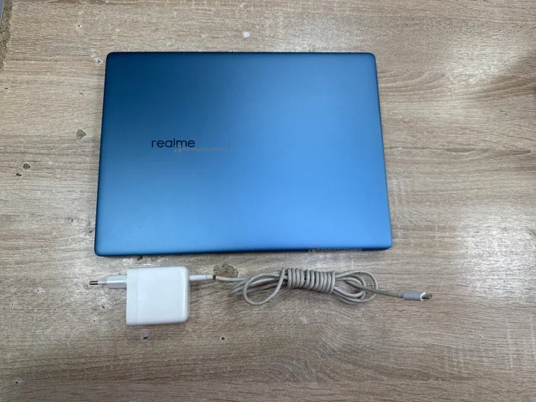 Ноутбук  Realme RMNB1002