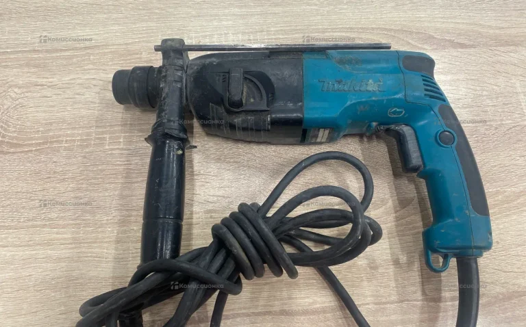 Перфоратор makita HR2440