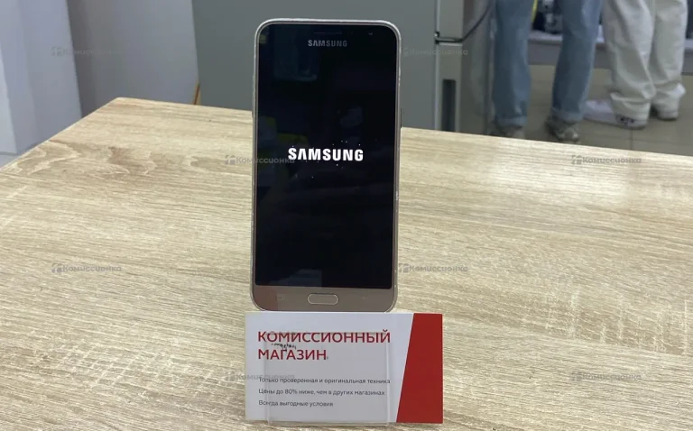 Samsung Galaxy J3 2/16Gb (2017)