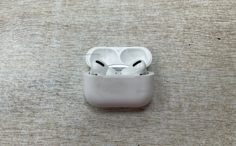 Наушники Apple AirPods Pro