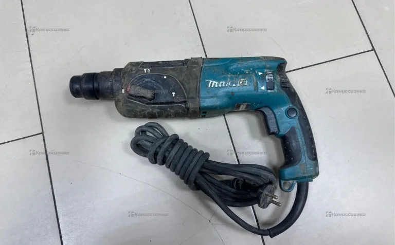 Перфоратор Makita HR2470