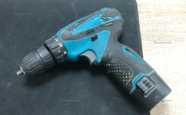 Дрель-шуруповерт щет. Makita 12V