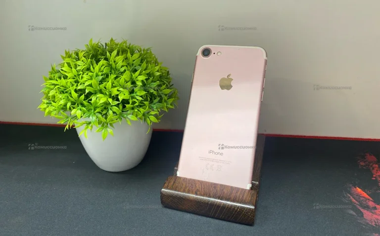 Apple iPhone 7 2/32 ГБ