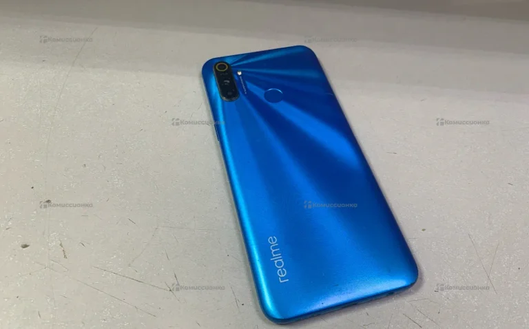 Realme C3 3/64 ГБ