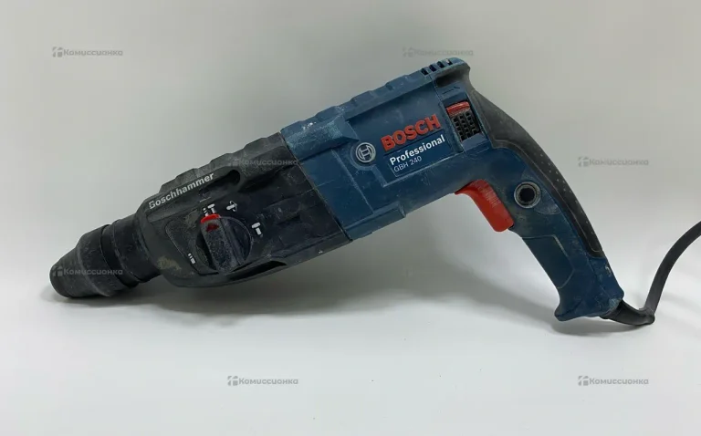 Перфоратор BOSCH GBH240