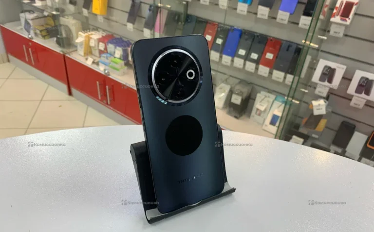 Tecno Spark 30C 4/128 ГБ