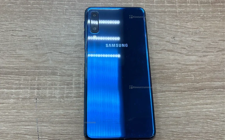 Samsung Galaxy A7 2018 4/64Gb