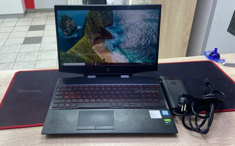 Ноутбук  OMEN 15-DH0006TX