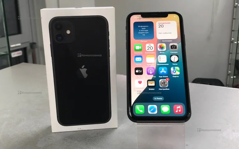 Apple iPhone 11 4/64 ГБ