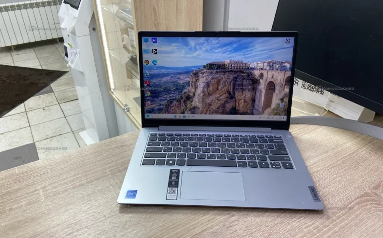 Ноутбук  Lenovo ideapad 1i