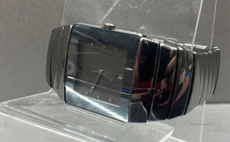 Часы  RADO Diastar