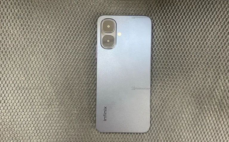Infinix SMART 10 3/64 ГБ
