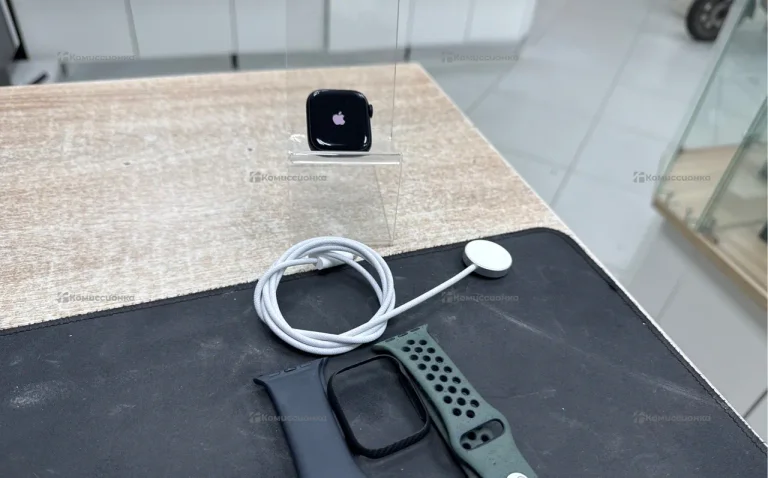 Часы Apple Watch 9 41MM