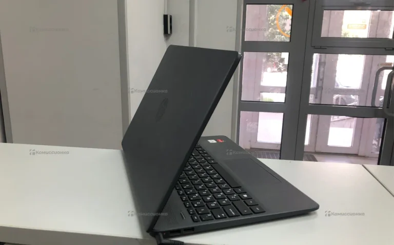 Ноутбук  HP Laptop 15s-eq1xxx