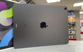 Планшет Apple iPad Air 4 64GB Wi-Fi.