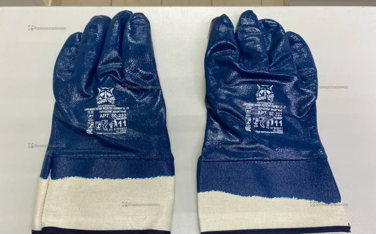 Перчатки защитные 11 размер.
