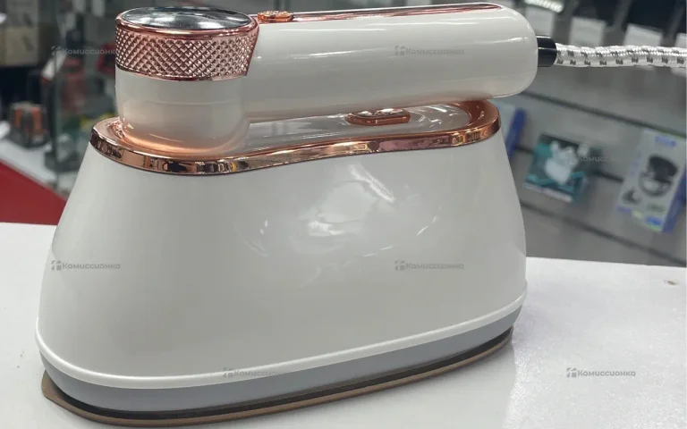 Отпариватель для одежды