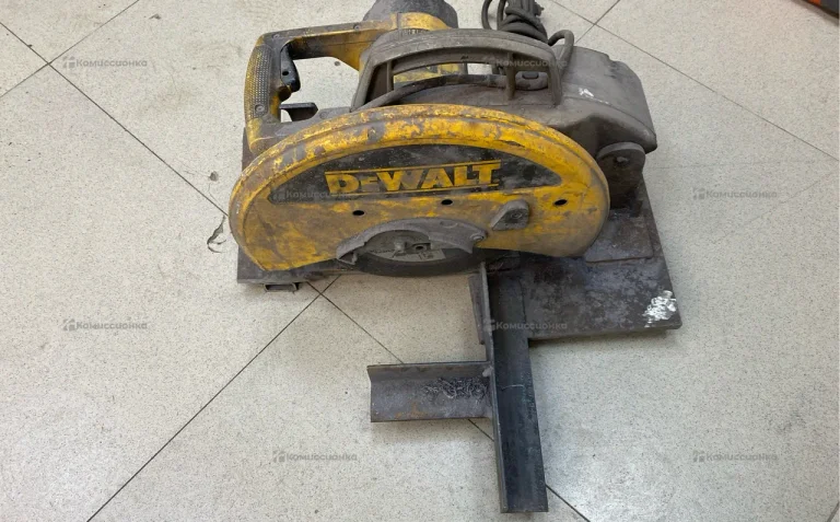 Пила по металлу Dewalt DW872qs