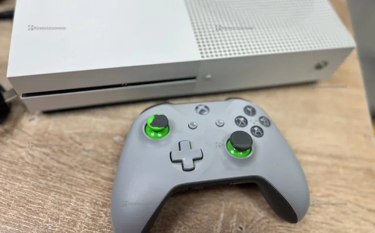 Приставка Xbox One S 500 ГБ