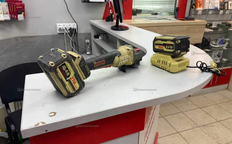 Ушм аккумуляторная