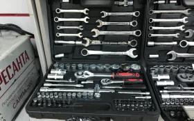 Купить набор инструментов 82 предмета б/у , в Саратов Цена:2490рублей