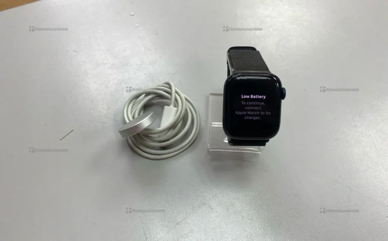 Часы  Apple Watch Series 8