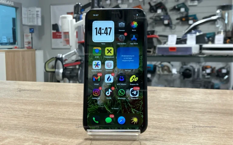 Apple iPhone 11 4/64 ГБ
