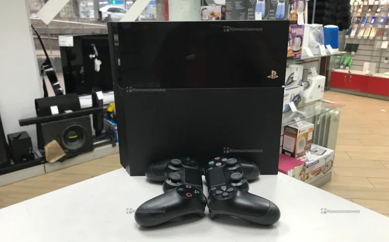 Приставка Sony PS4 Slim 500 ГБ.