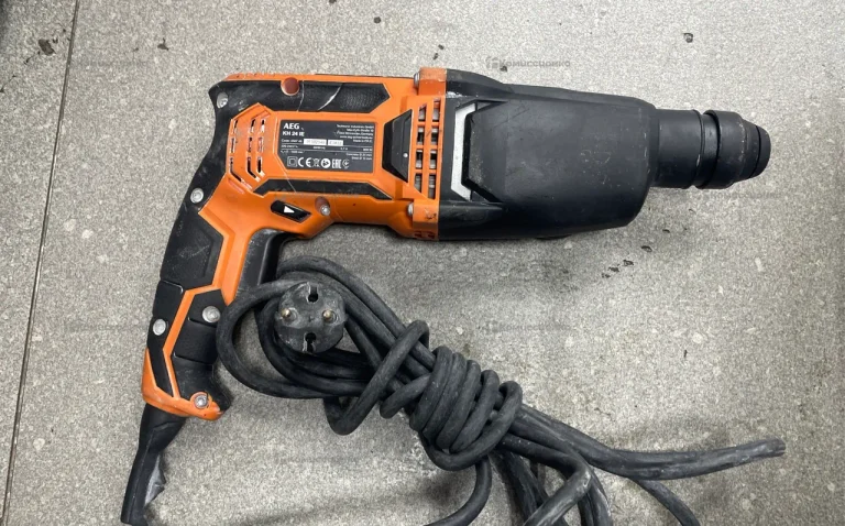 Перфоратор AEG KH 24 IE