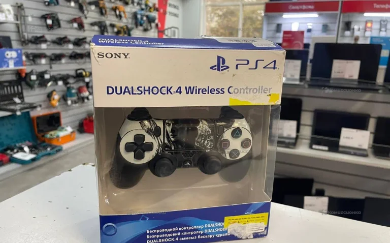 Dualshock 4 геймпад