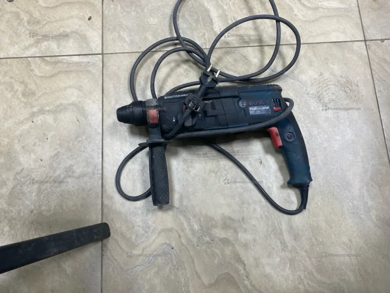 Перфоратор Bosch Professional GBH240