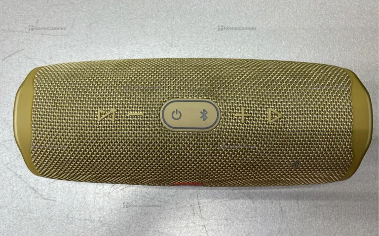 Колонка  JBL CHARGR 4