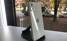 Apple iPhone 11 4/64 ГБ