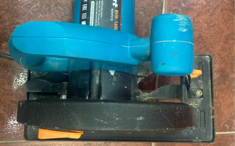 Дисковая пила bort BHK-160U