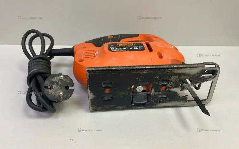 Электрический лобзик Black Decker KS501