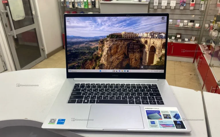 Ноутбук Infinix INBOOK Y2 Plus