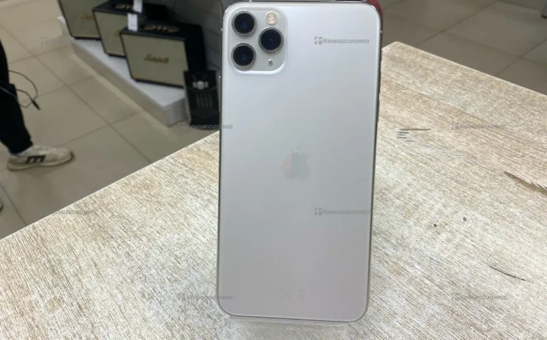 Apple iPhone 11 Pro Max 4/256 ГБ