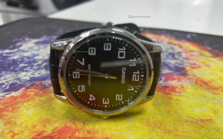 Часы  Casio