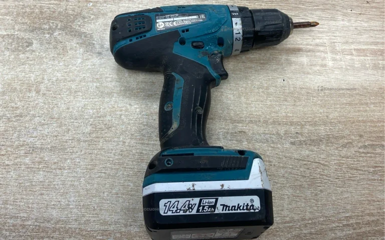 Дрель-шуруповерт Makita DF347d
