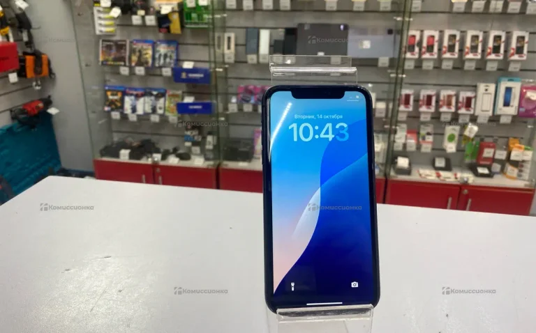 Apple iPhone 11 4/128 ГБ