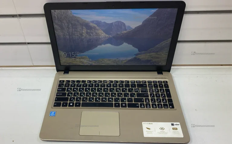 Ноутбук  ASUs