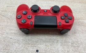 Купить Sony DualShock 4 CUH-ZCT2E б/у , в Москва и область Цена:890рублей