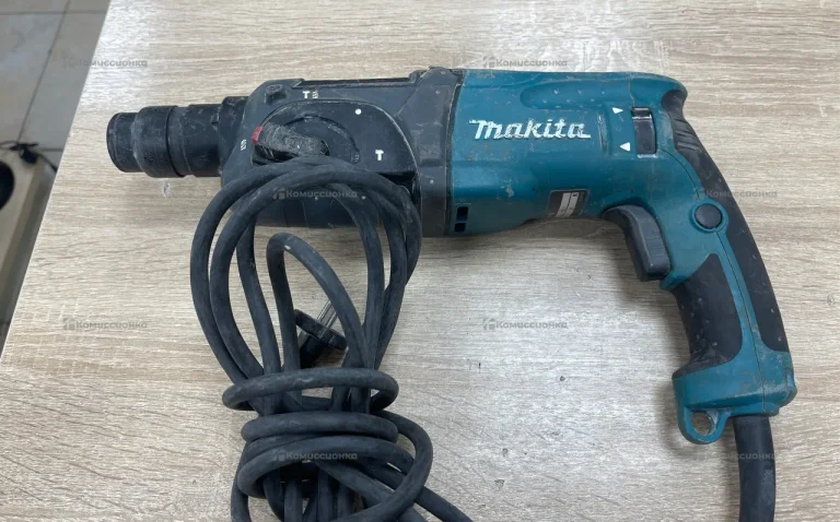 Перфоратор makita HR2470 2024г