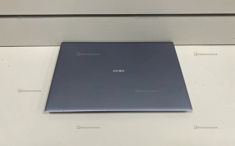 Ноутбук  DEXP I3-1215/8Ram/SSD