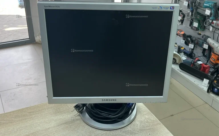 Монитор Samsung SyncMaster 913N