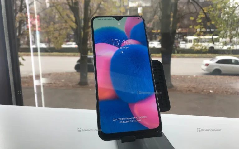 Samsung Galaxy A30 3/32 ГБ
