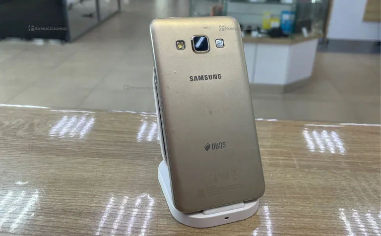 Samsung Galaxy A3 SM-A300F
