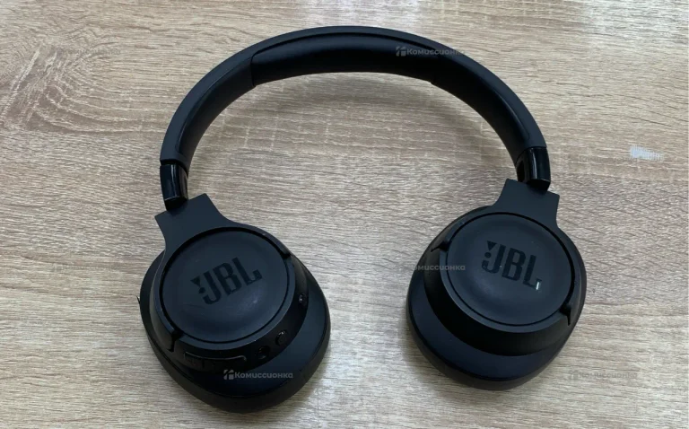 Наушники  JBl