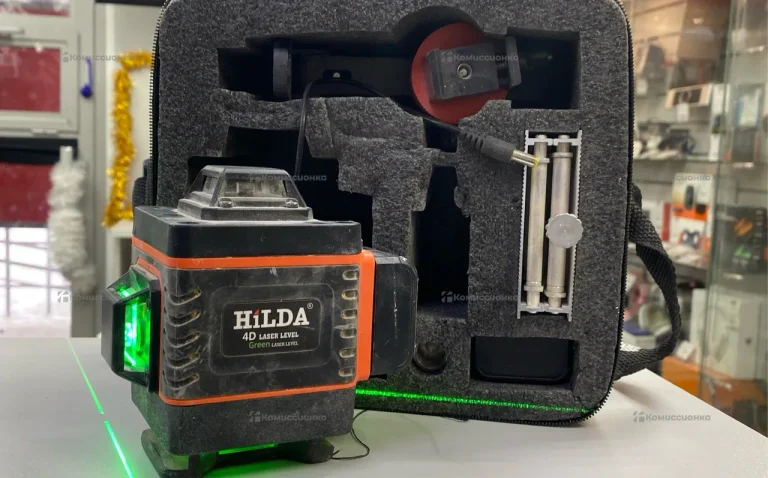 Hilda 4d laser green